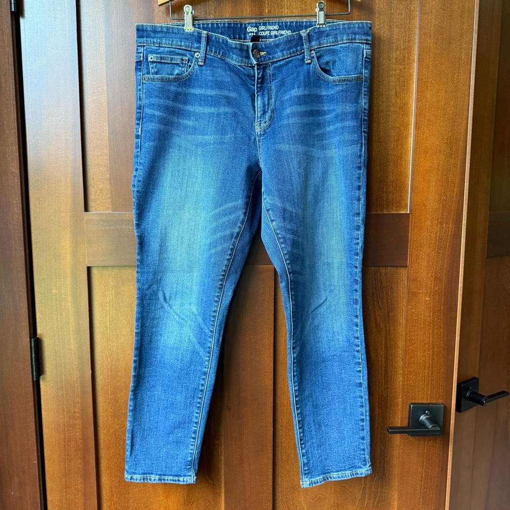 Women’s Gap Girlfriend Jeans Size 14/32 R
